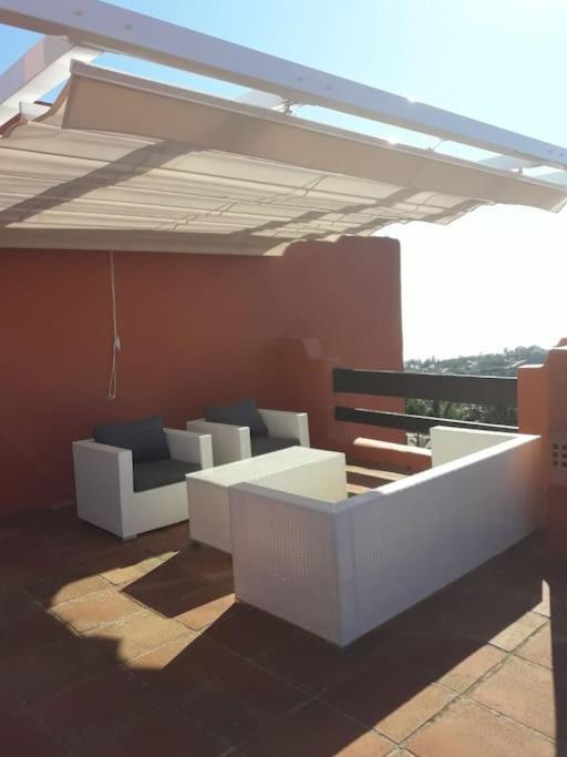 Luxurious Townhouse With Sea Views Villa Manilva Exteriör bild
