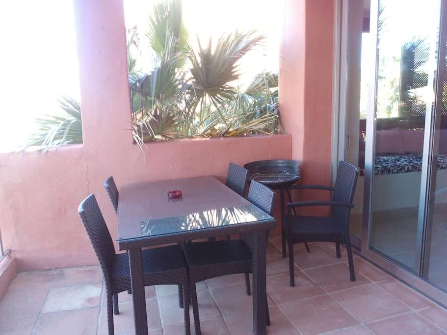 Luxurious Townhouse With Sea Views Villa Manilva Exteriör bild